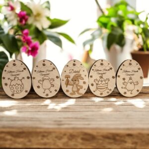 Húsvéti locsolópénz átadó tojás