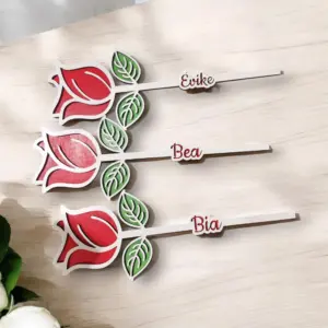 Fából készült rózsa személyre szabva